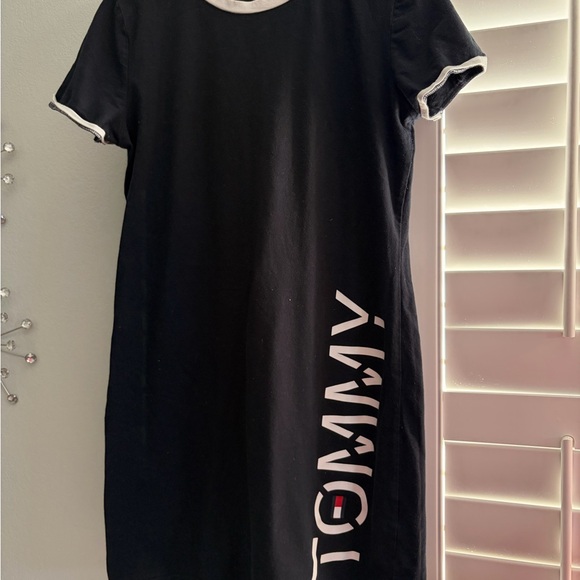 Tommy Hilfiger Dresses & Skirts - Tommy Hilfiger Black and White Striped Apparel